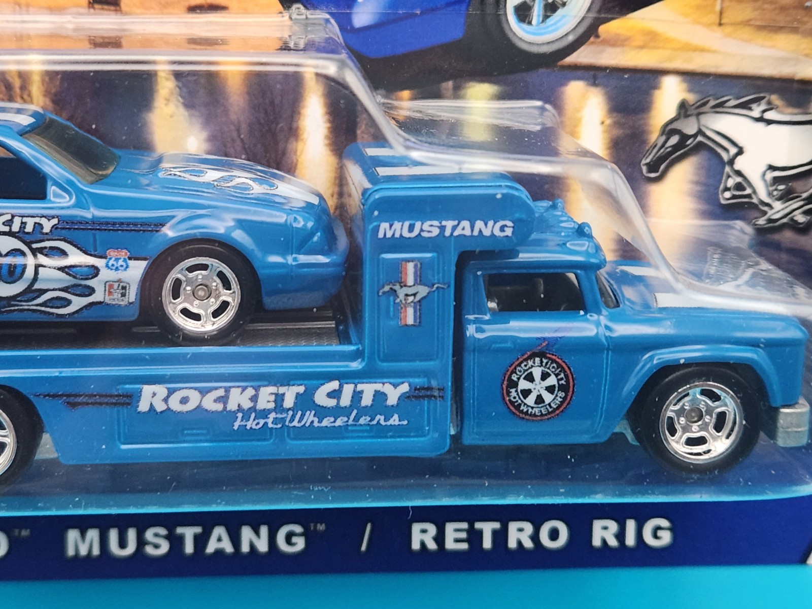 Rocket City Hotwheelers ’92 Ford Mustang / Retro Rig *Member’s Only Club Car* #2