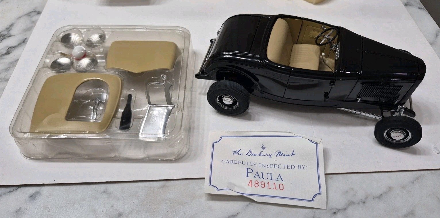 Danbury Mint 1932 Ford Deuce Highboy. No Paper Work