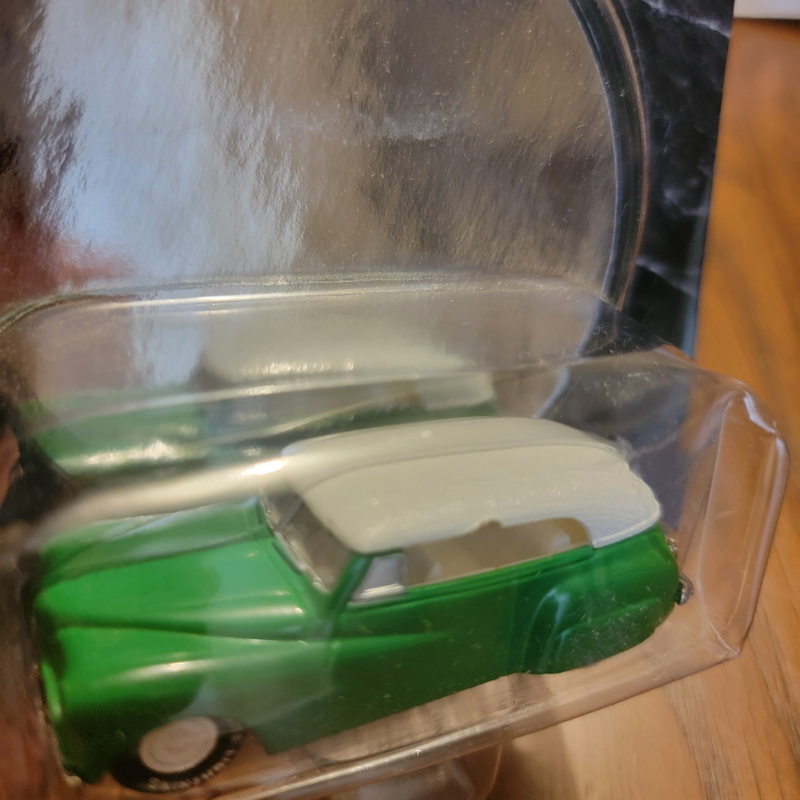 Johnny Lighting ’41 Phaeton Show Rods 1:64
