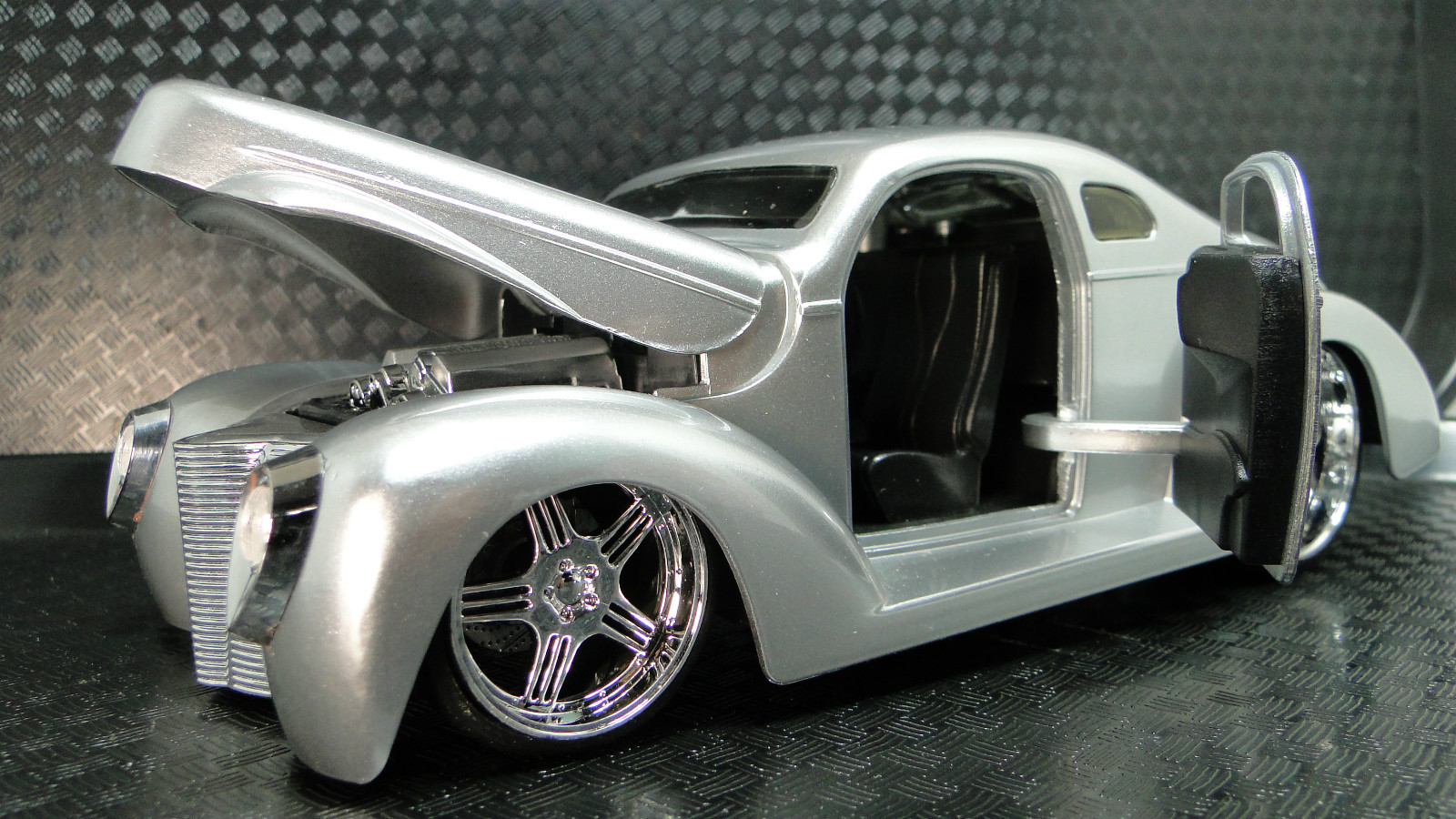 Ford Race Car1Chopped24Dragster1930GT Custom Built Metal Body18Model12Racing