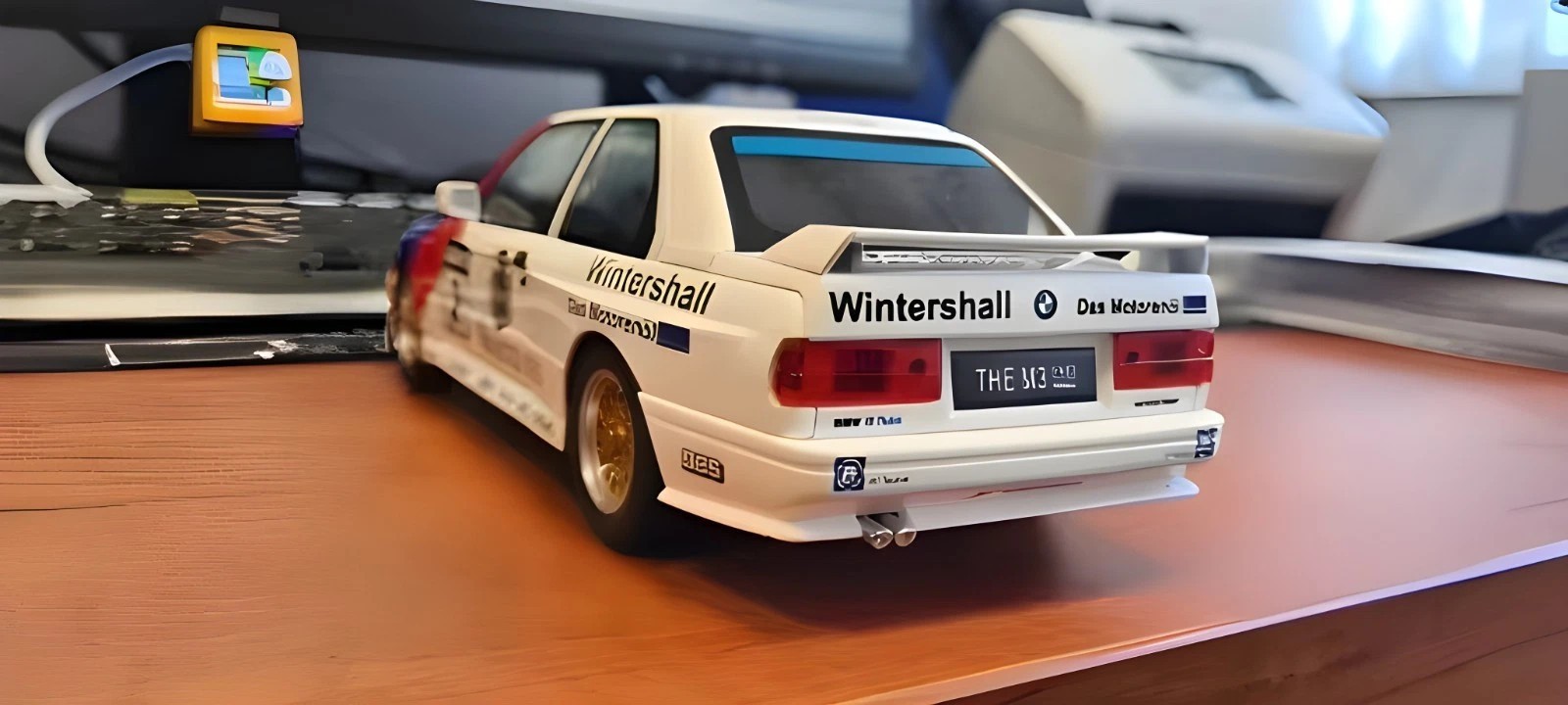 1:24 BMW M3 E30 Diecast Sports Car Model – Sound & Light Floral Edition Toy Gift