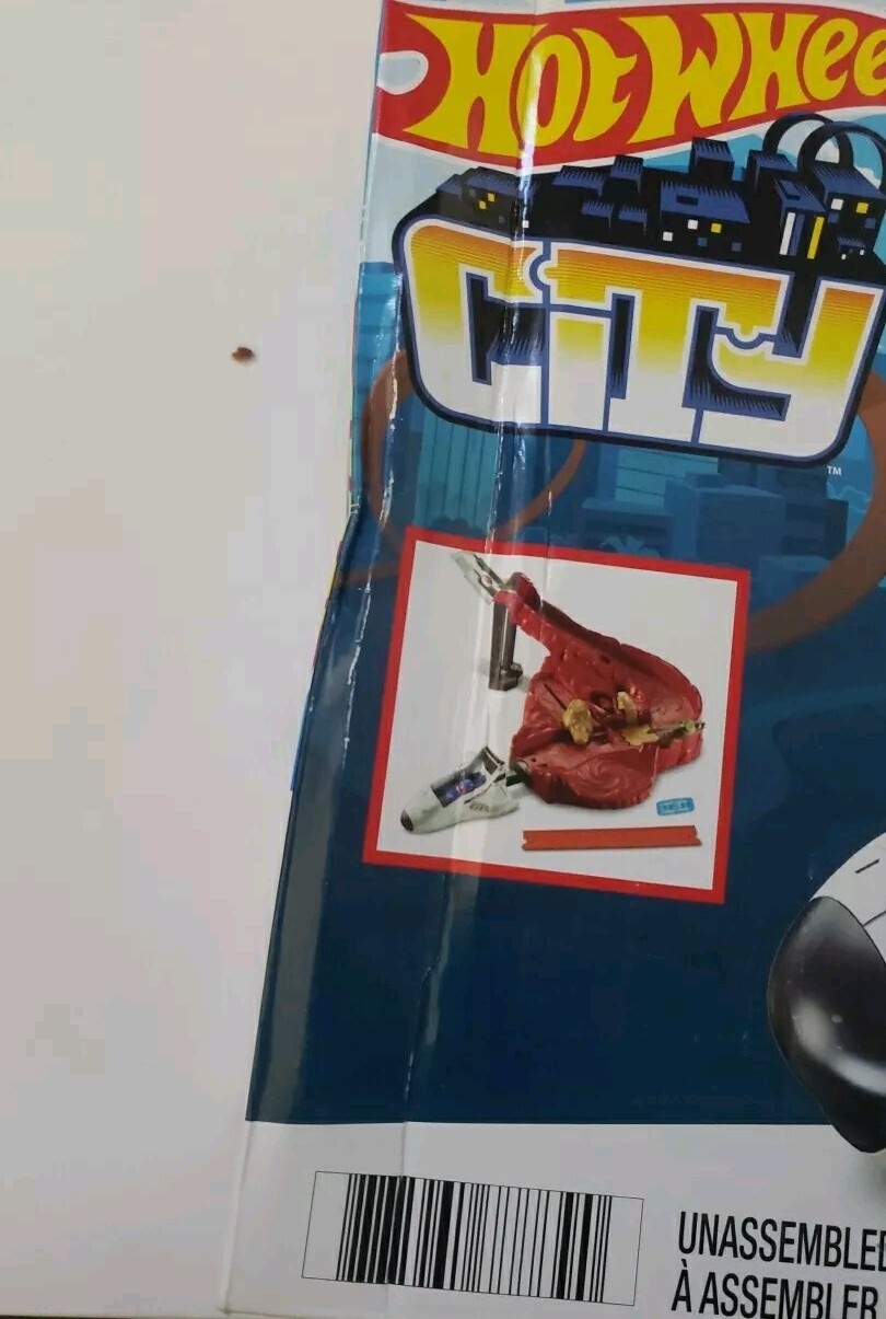 Hot Wheels Road Trip To Mars Slightly Damaged Box Please See Photos