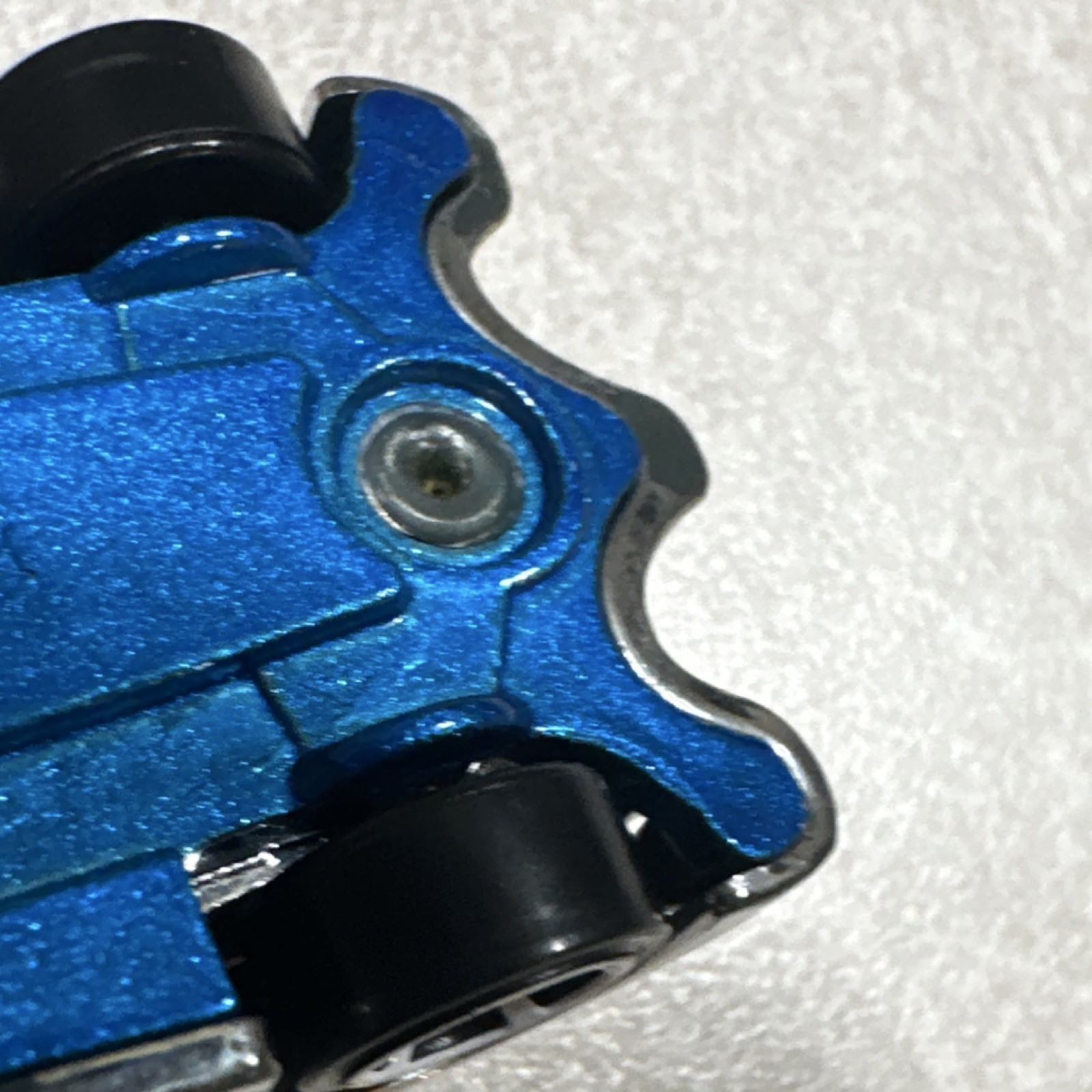 Hot Wheels Power Pistons #2 1:64 Diecast Car Silver Blue Orange 2014