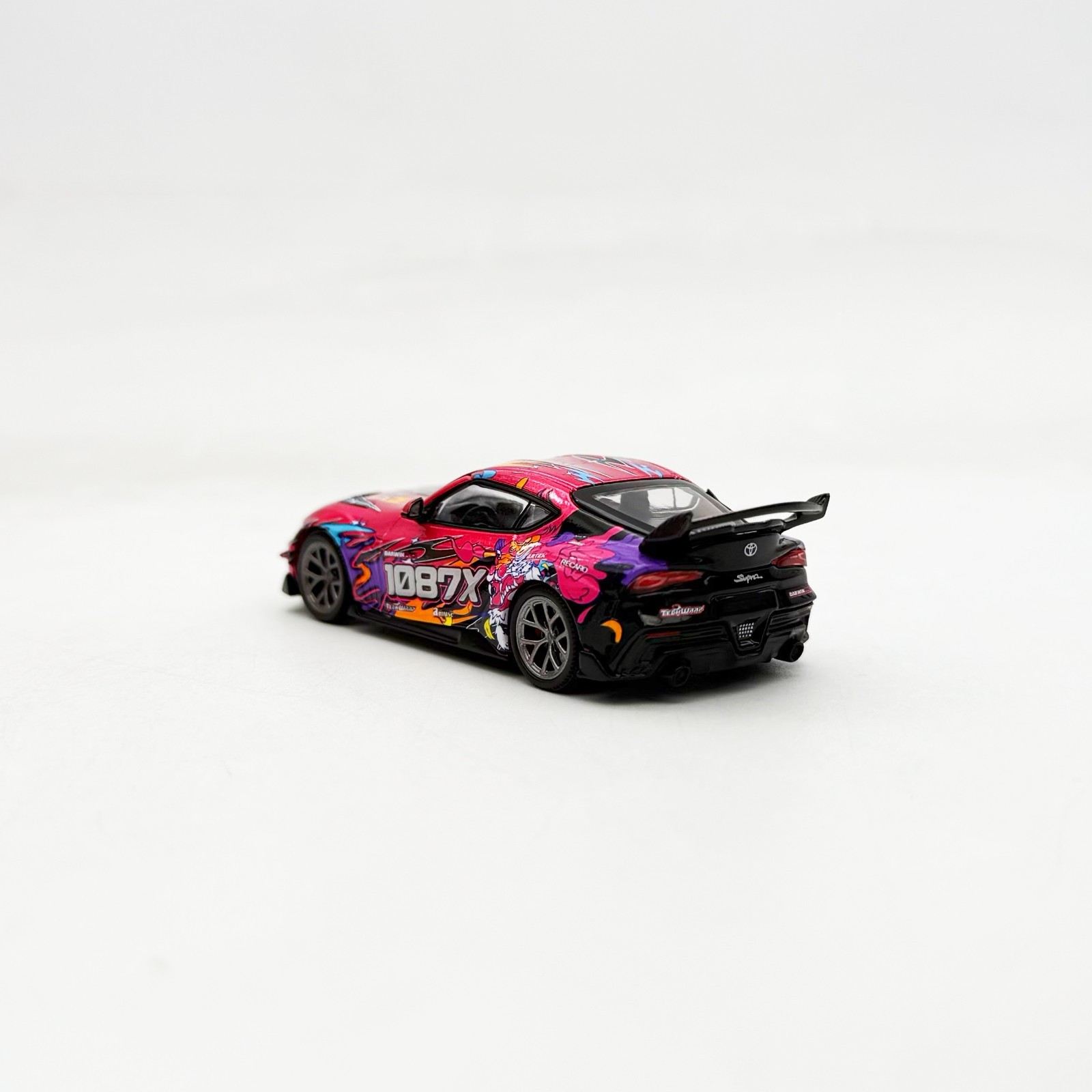 Pop Race 1:64 Darwinpro 66G WBK Toyota Supra Pink 1087X #285