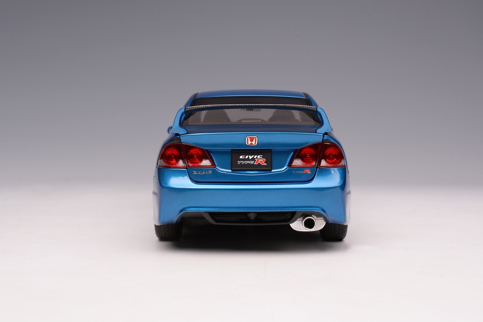 1/18 MotorHelix Honda Civic Type R ( FD2 ) RHD early Version Pearl Blue AB507