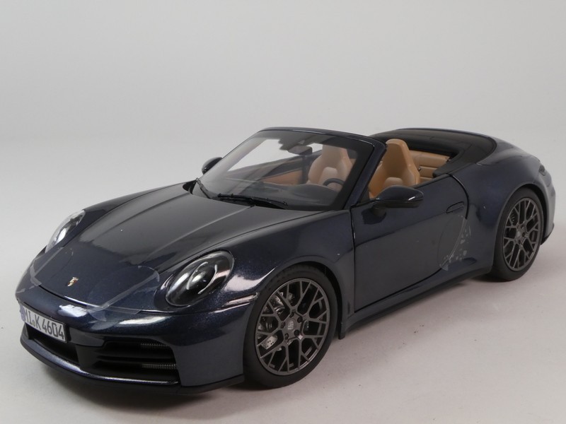 Norev Porsche 911 Carrera S Cabriolet Blue Yachting 2024 1:18 187180