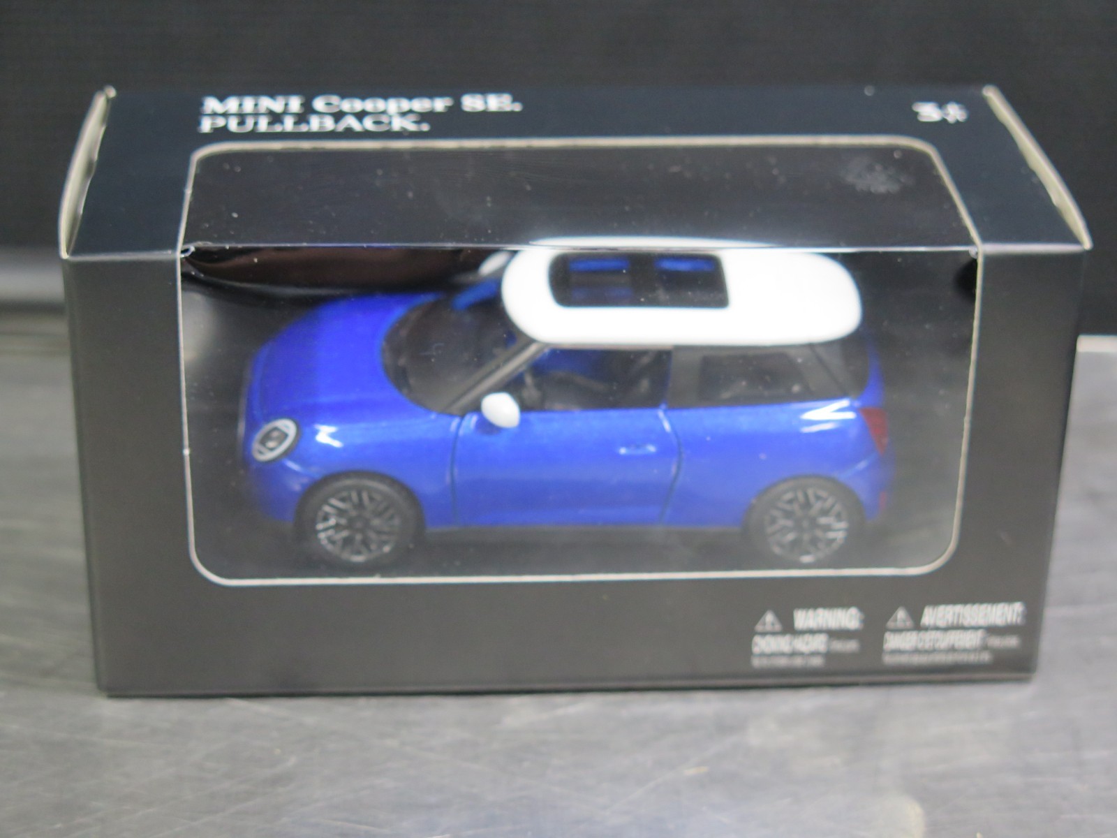 MINI Cooper SE Pull Back Toy Car Blue