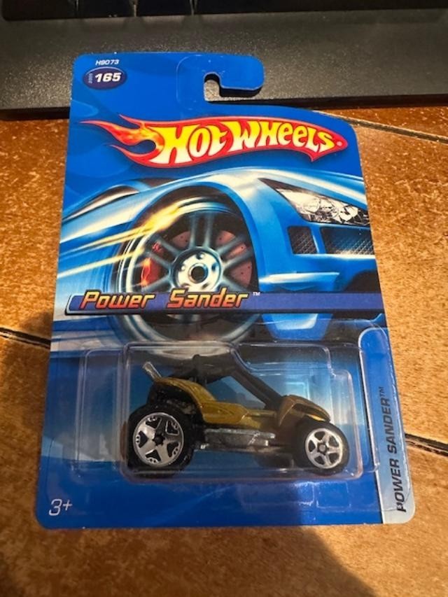2005 Hot Wheels Power Sander #165 Gold
