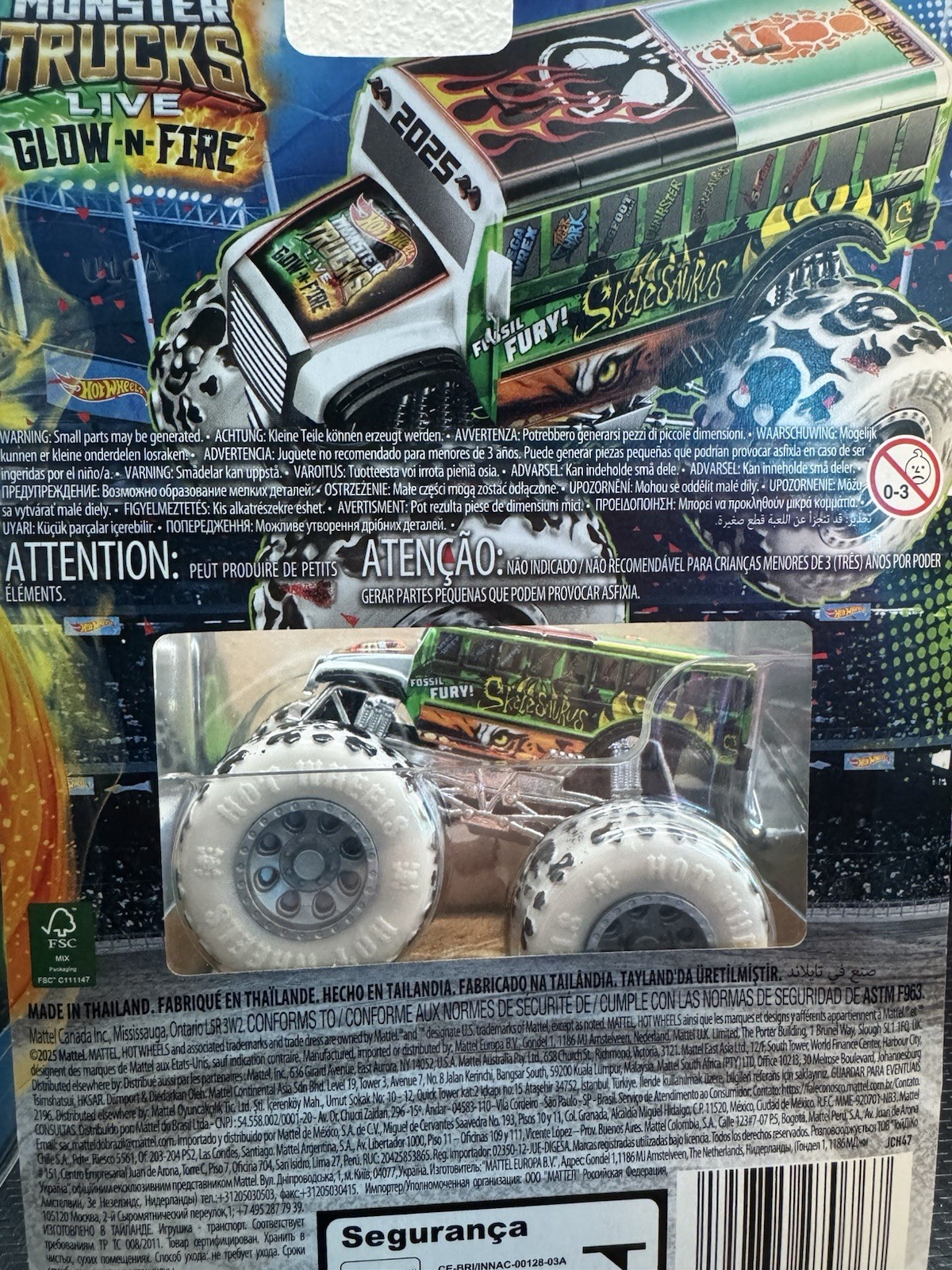 Hot Wheels Monster Trucks Live Glow-N-Fire Mighty Mixup Bigfoot 2025 1:64 Glow