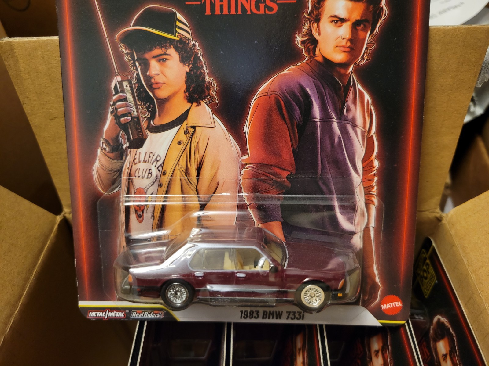 HOT WHEELS PREMIUM 2025 POP CULTURE STRANGER THINGS 1983 BMW 733i CASE FRESH