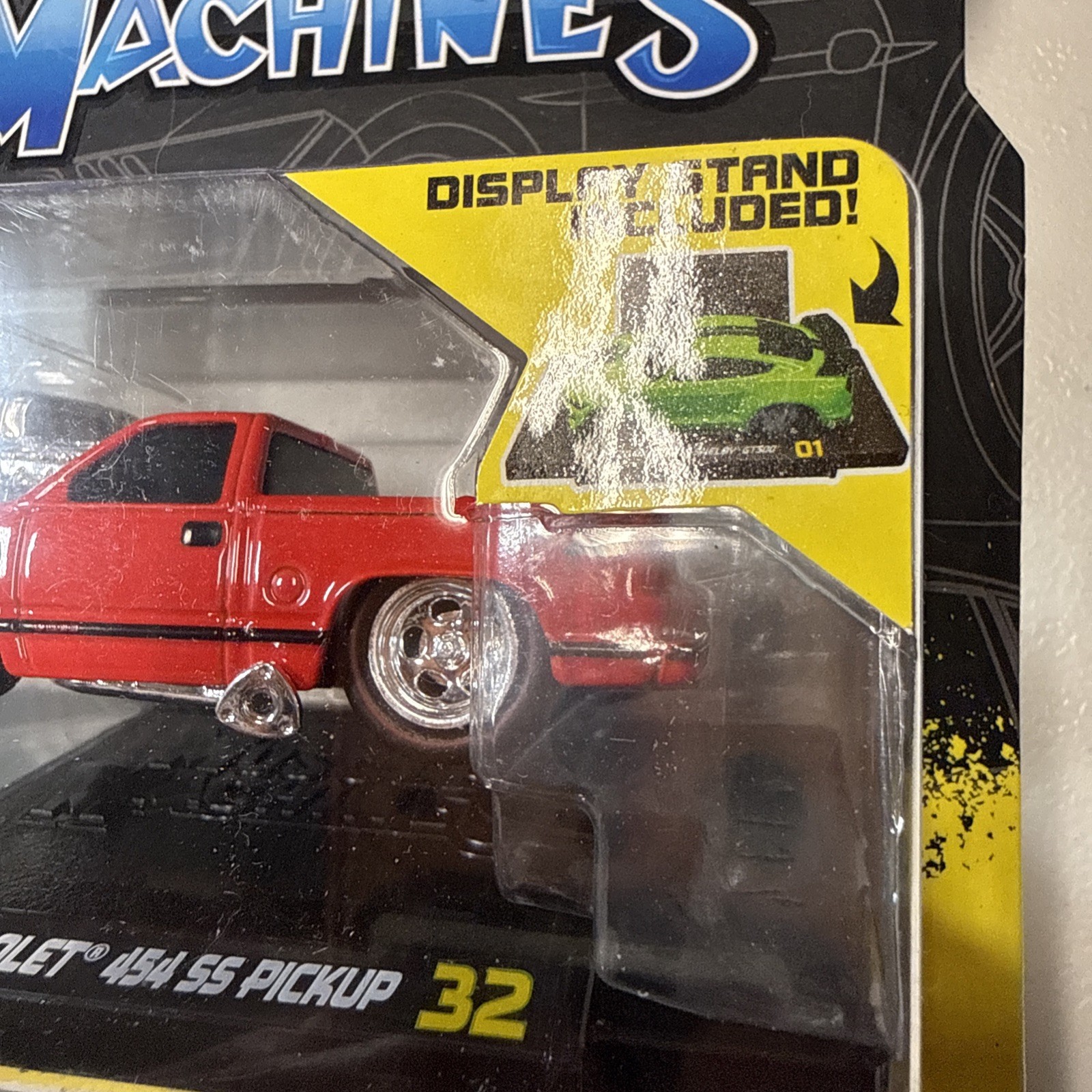 1993 CHEVROLET 454 SS PICKUP RED 1/64 DIECAST MODEL BY MUSCLE MACHINES 15572