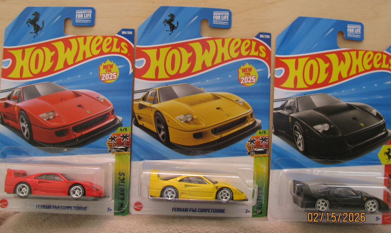 2026 Hot Wheels Ferrari F40 Competizion “PICK ONE” w/Real Riders Wheel Swap