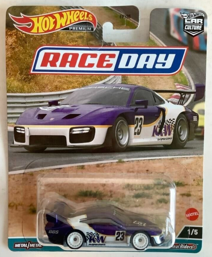 NEW Hot Wheels HKC59 Premium Car Culture Race Day PORSCHE 935 1:64 Scale Car