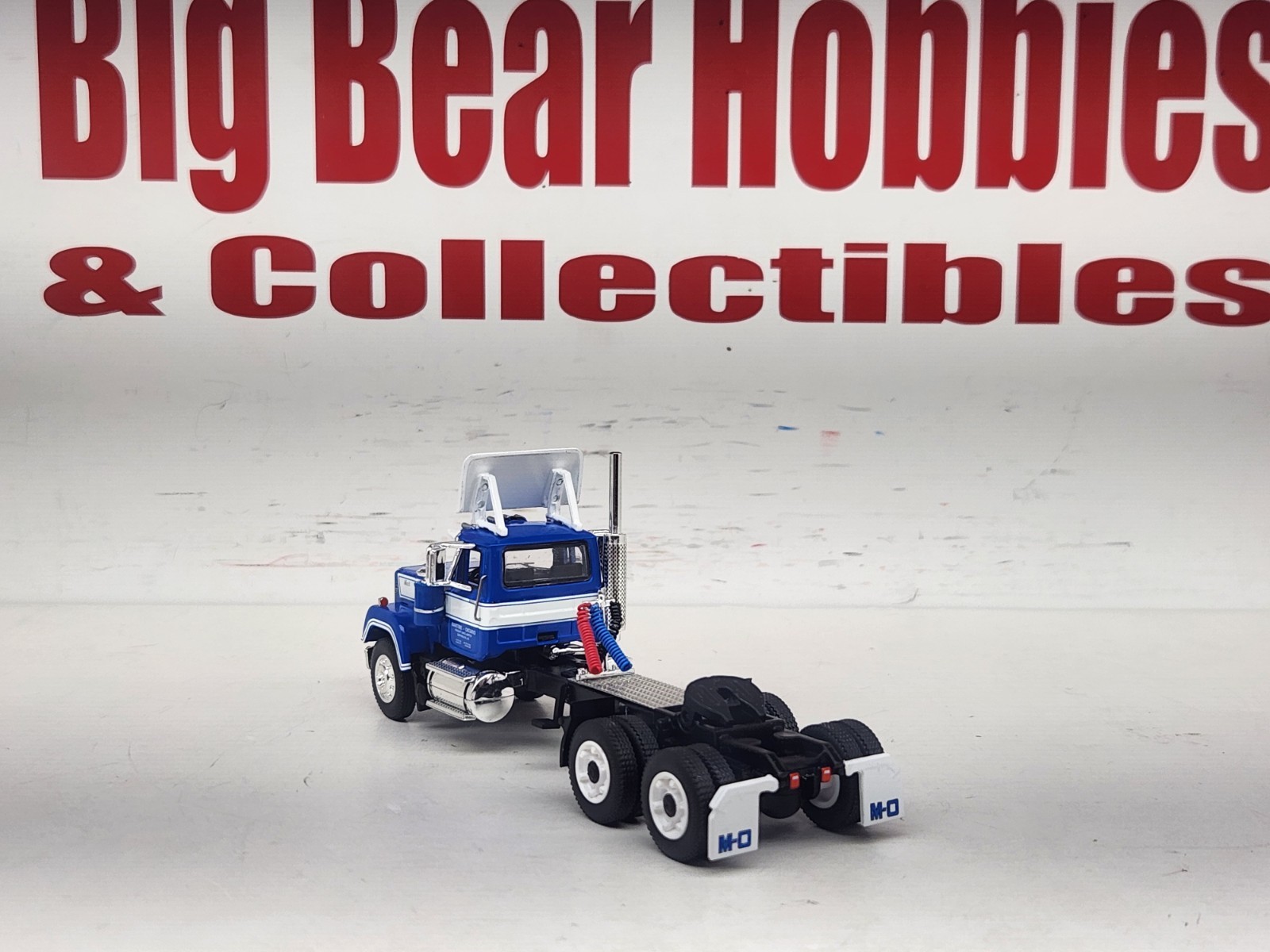 1/64 NEW DCP Maritime Ontario Mack Superliner Day Cab Tractor