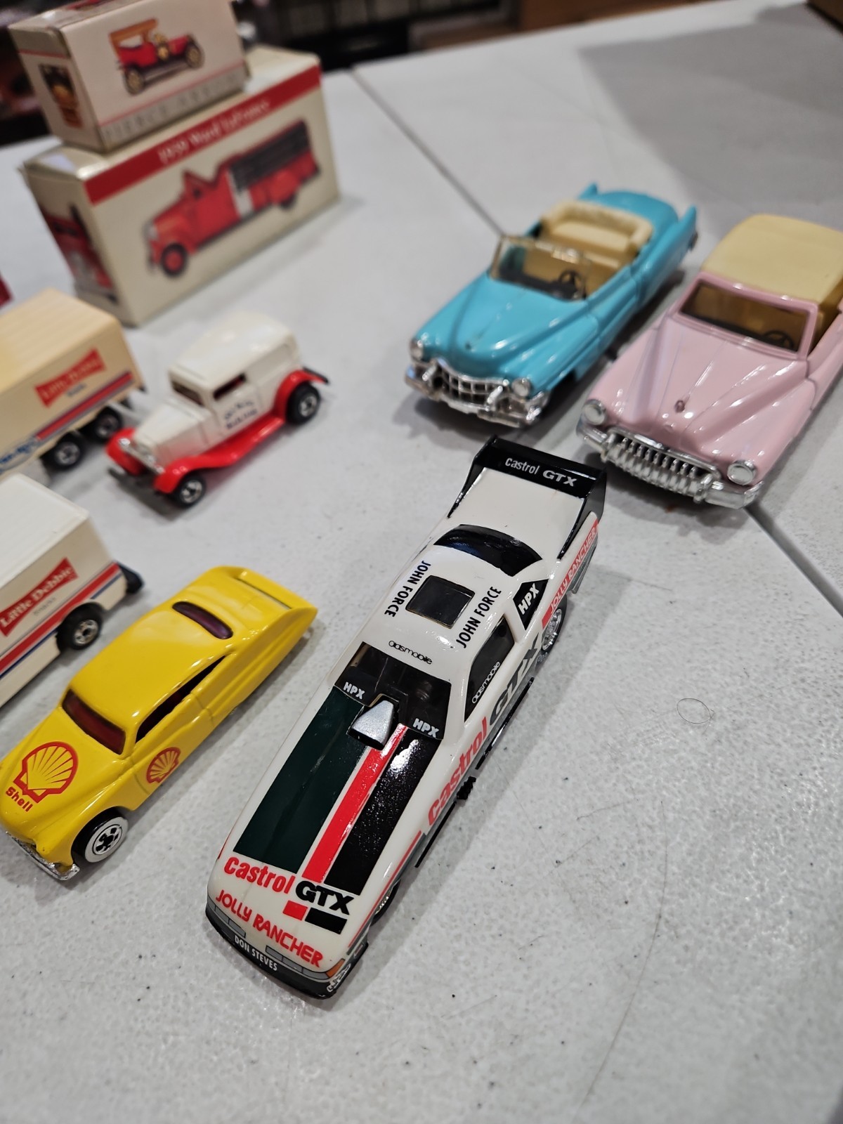Lot Of 12 Die Cast Vehicles – YOU GET ALL 12 IN PICTURES – AS IS – FREE SHIPPIN