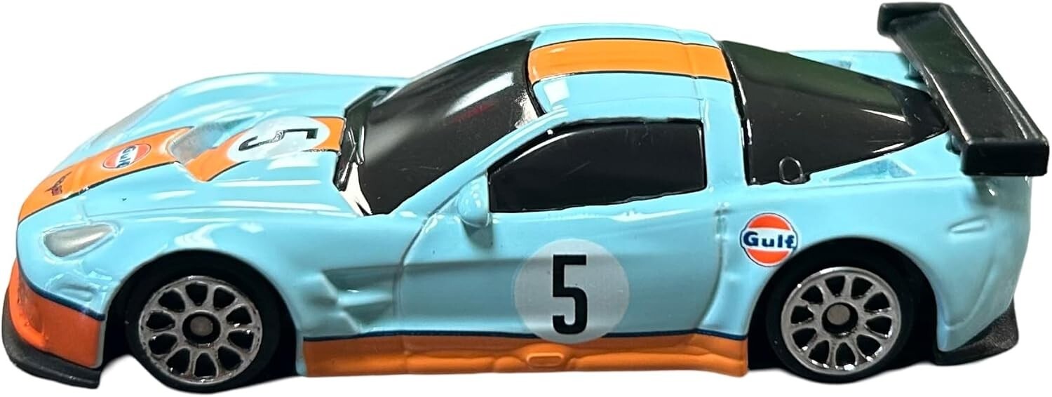 Greenlight Collectibles 51579 1:64 Scale 2010 Chevy Corvette C6-R – Gulf Oil #5