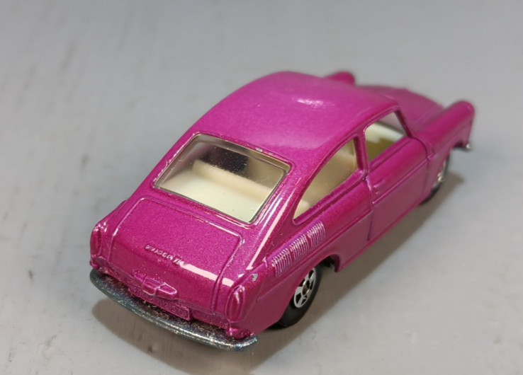 Matchbox Lesney Superfast MB67 Purple Volkswagen 1600TL w/F2 Box