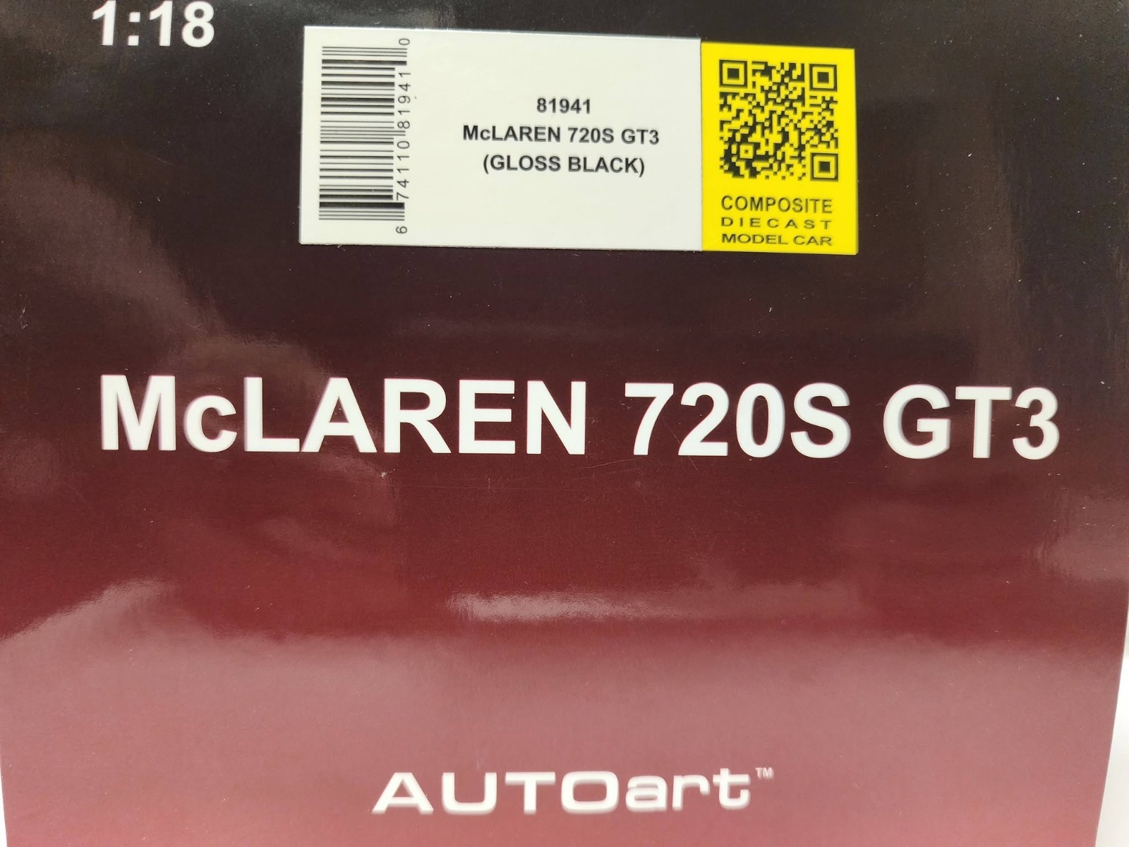 AUTOart – 1/18 die cast: McLaren 720S GT3, gloss black