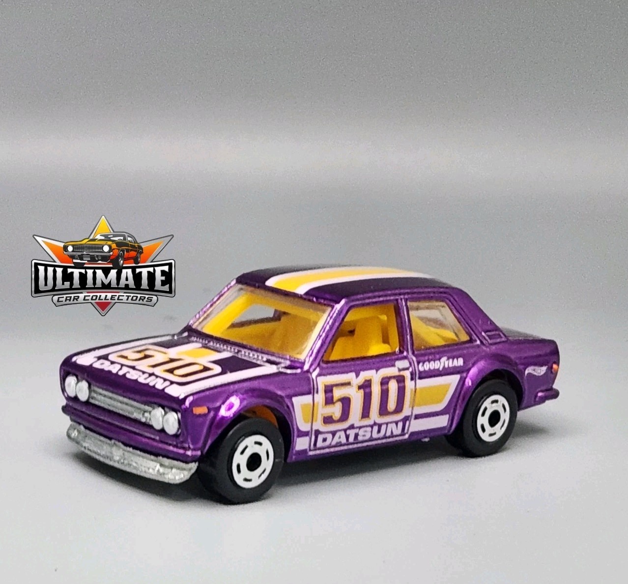 1971 71 Datsun 510 Collectible 1/64 Scale Diecast Model Collector Car