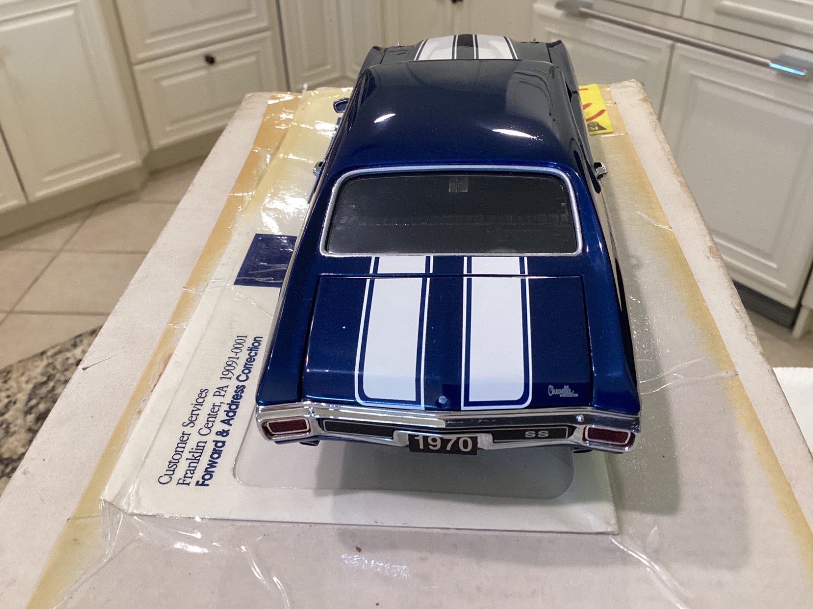 1/24 Franklin MINT 1970 Chevrolet Chevelle SS454 Blue w/White Stripes – B11WA34