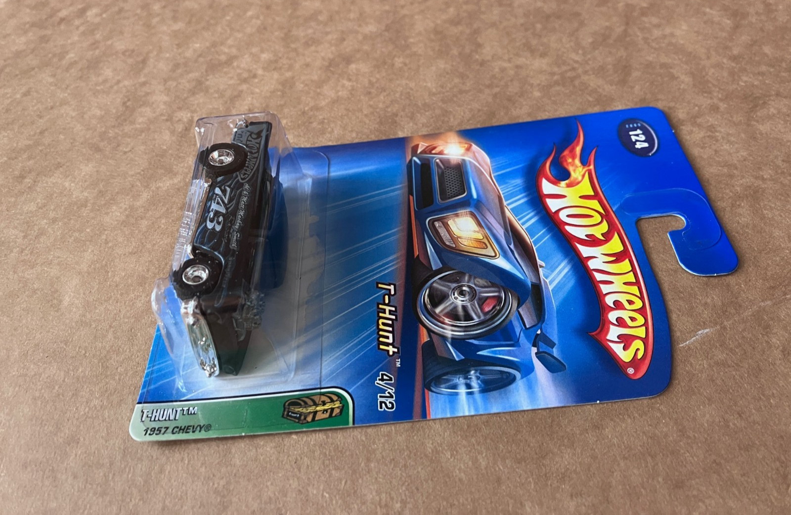 Hot Wheels T-Hunt Treasure Hunt 2005 1957 Chevy 4/12 Black & Blue #124
