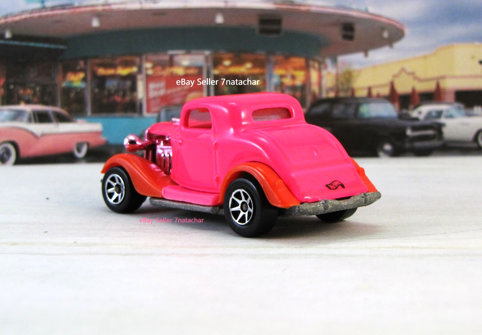 1933-1934 Ford Coupe Pink Flathead V8 Hot Rod Model Collectible Car F