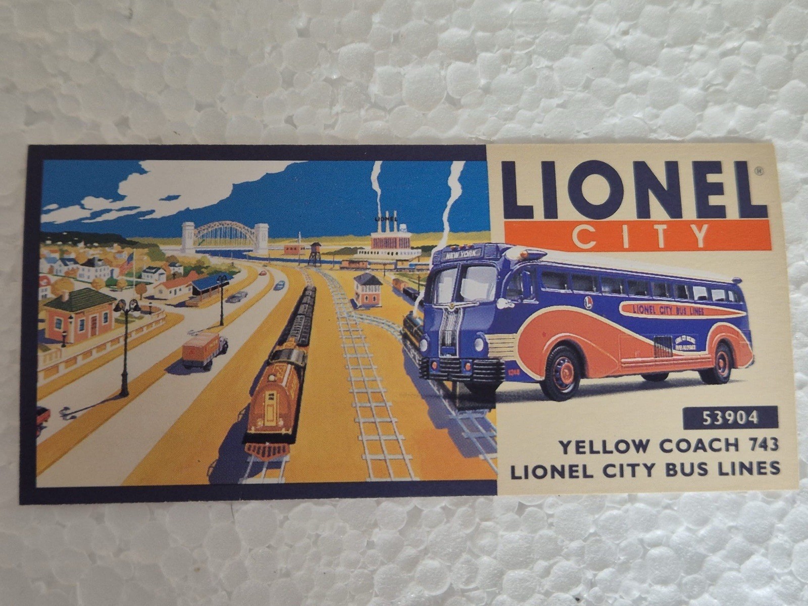 Corgi Classics Lionel City Yellow Coach 743 Bus Lines VGC Ref CE02