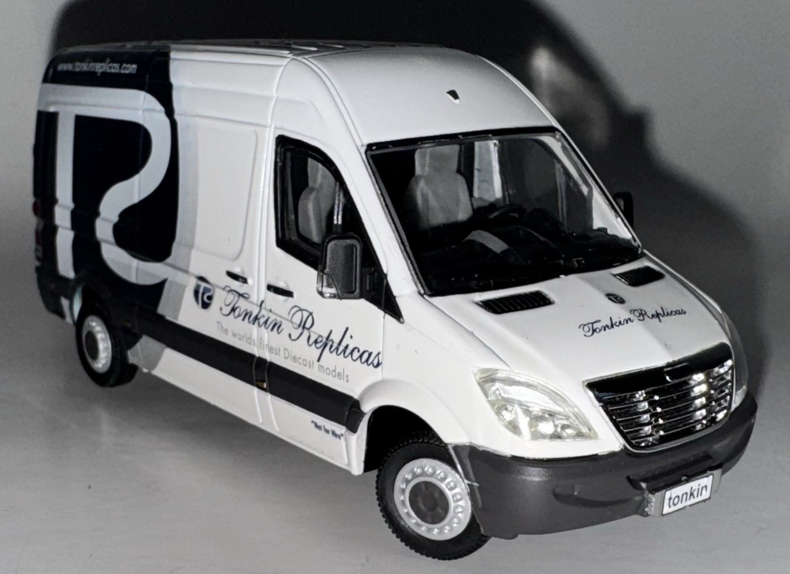 Tonkin WSI Freightliner 1/53 RARE Promo Demo Sprinter Delivery Van Diecast Model