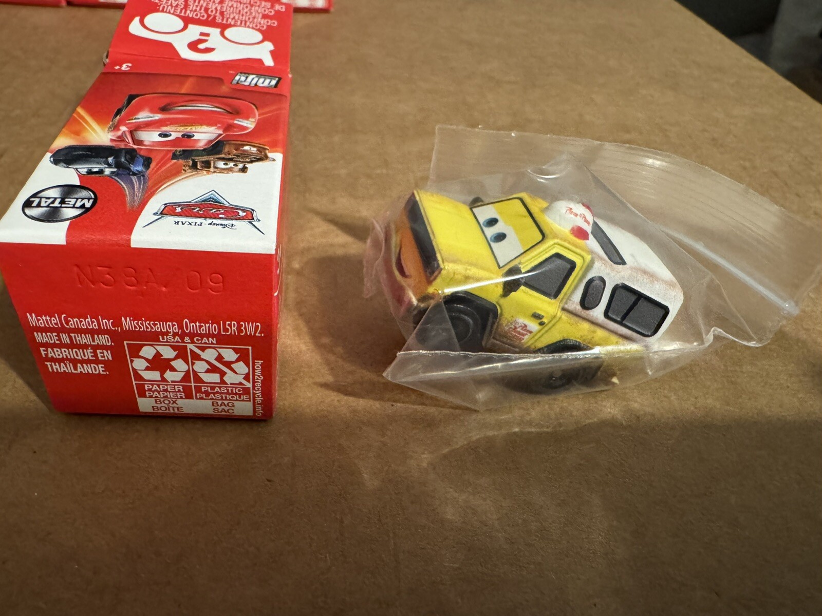 2021 Disney Pixar Cars Mini Racers TODD DIRTY Pizza Truck Series 1 New Sealed #9