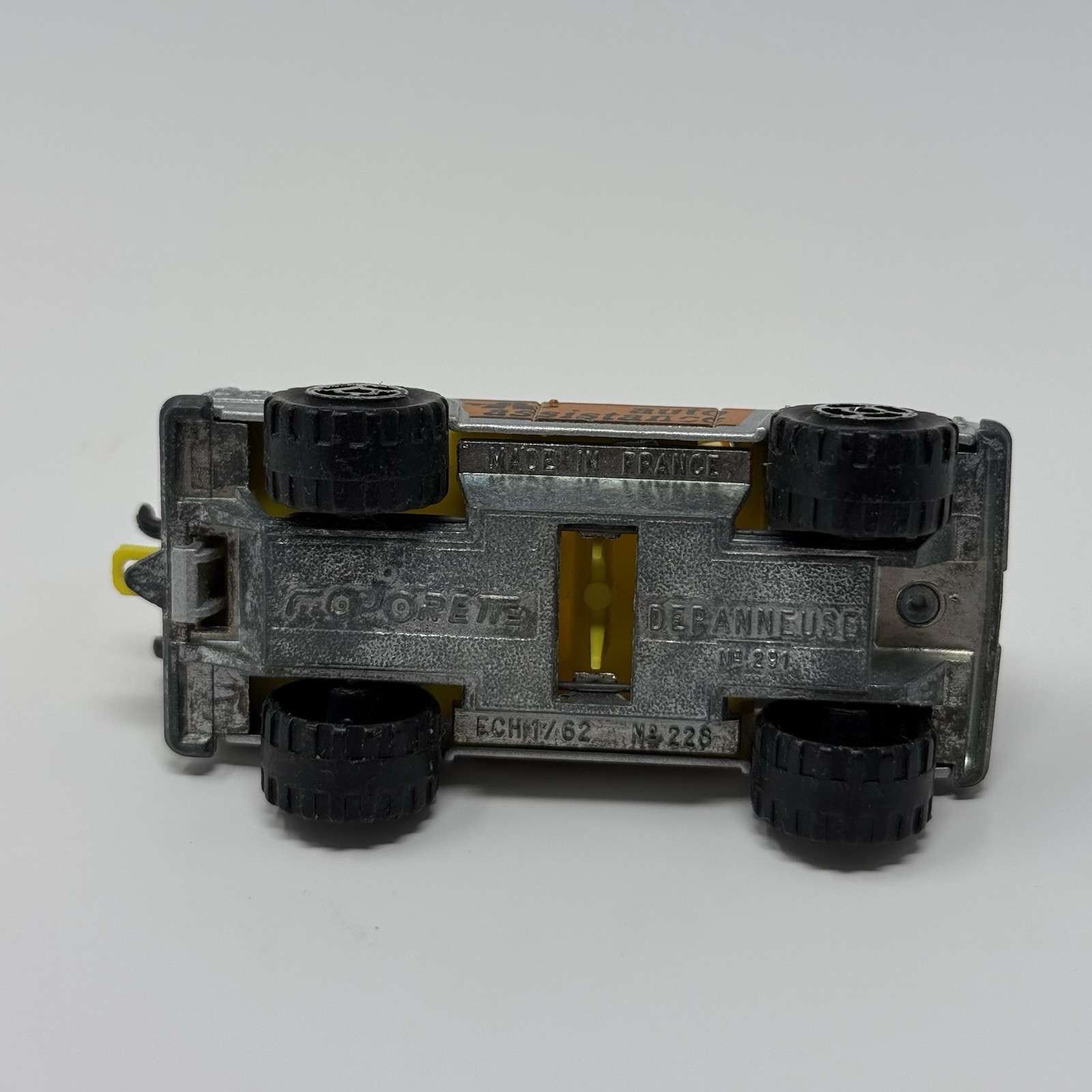 Majorette No.228 – Depanneuse Chevy Auto Assistance 1:62 – Made in France
