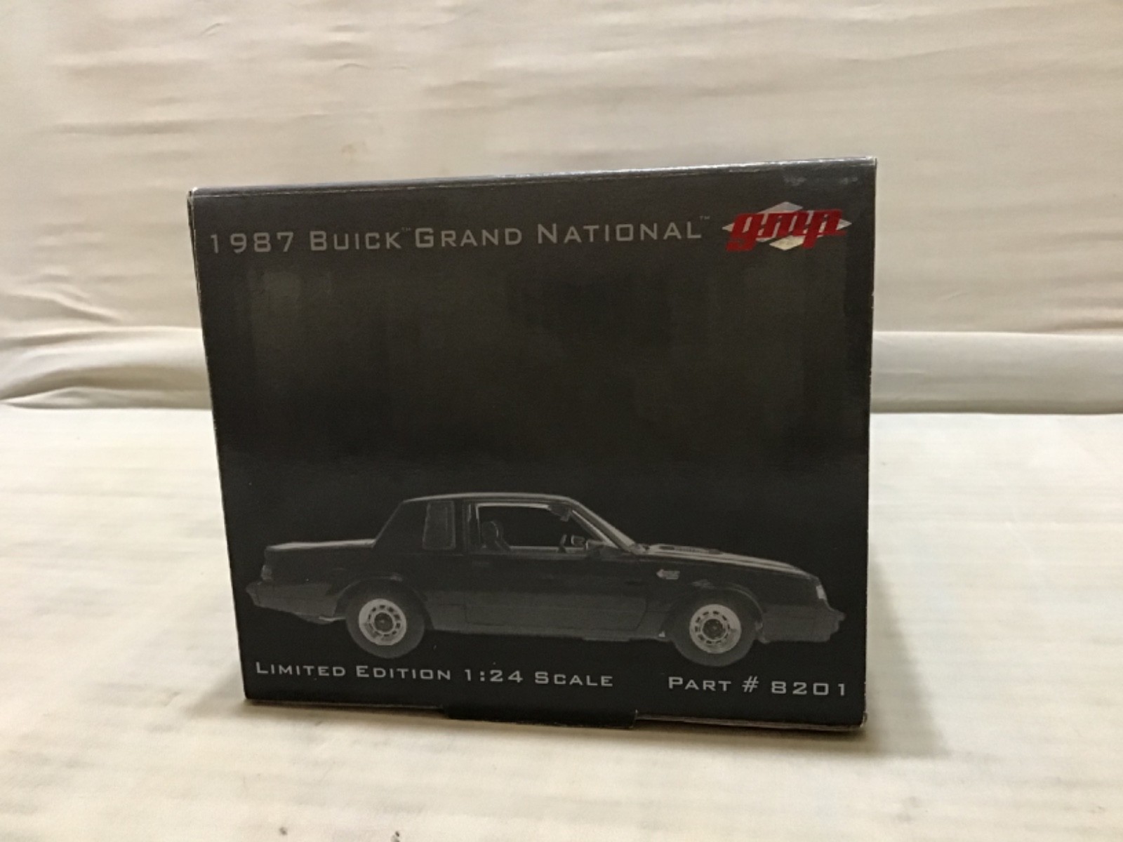 BUICK GRAND NATIONAL 1987 BLACK GMP #8201 DETAILED DIECAST RARE 1/24 read defect