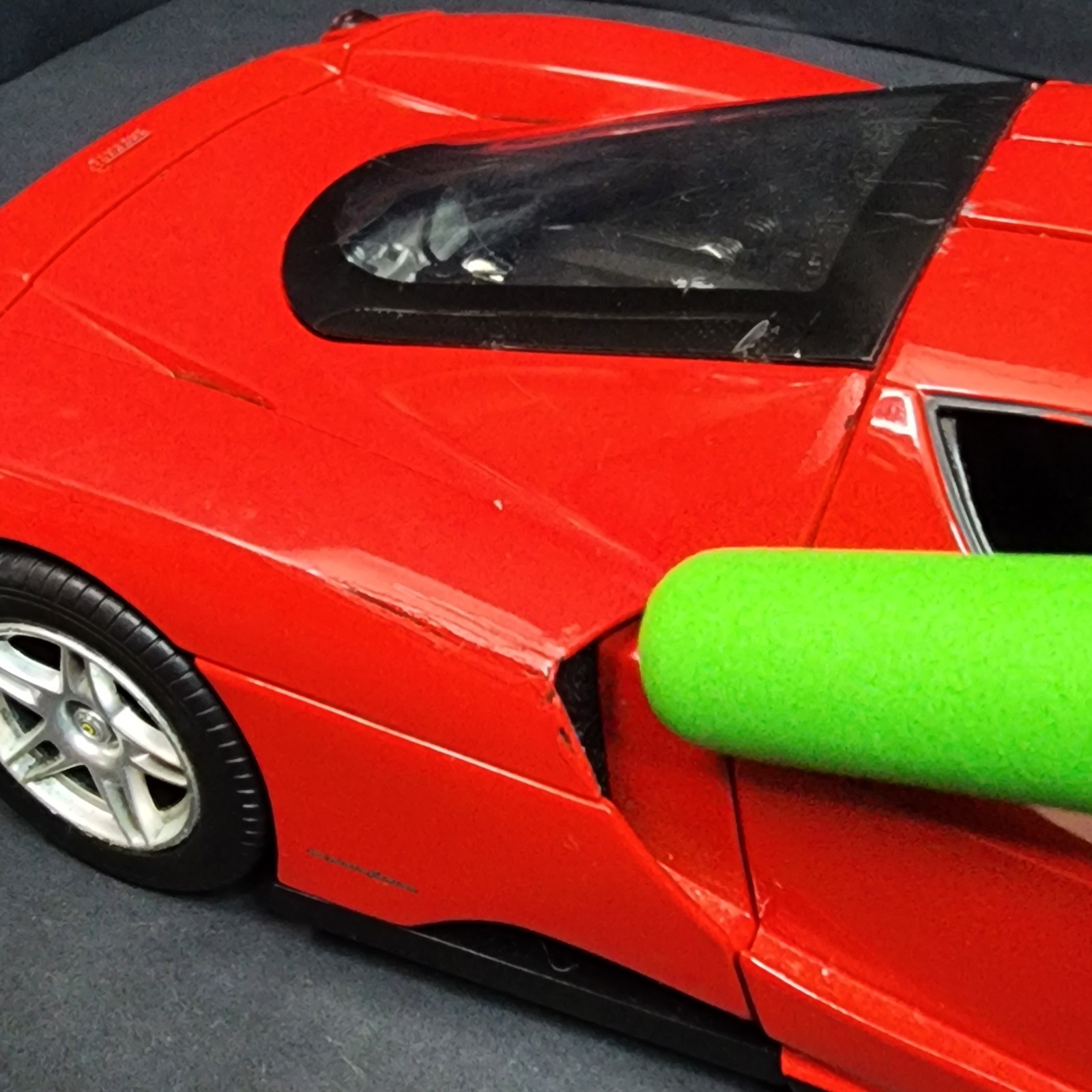 Rare Mattel Retro 2002 Y2K Hot Wheels Ferrari Enzo 1:18 Red Car Vtg Diecast V12