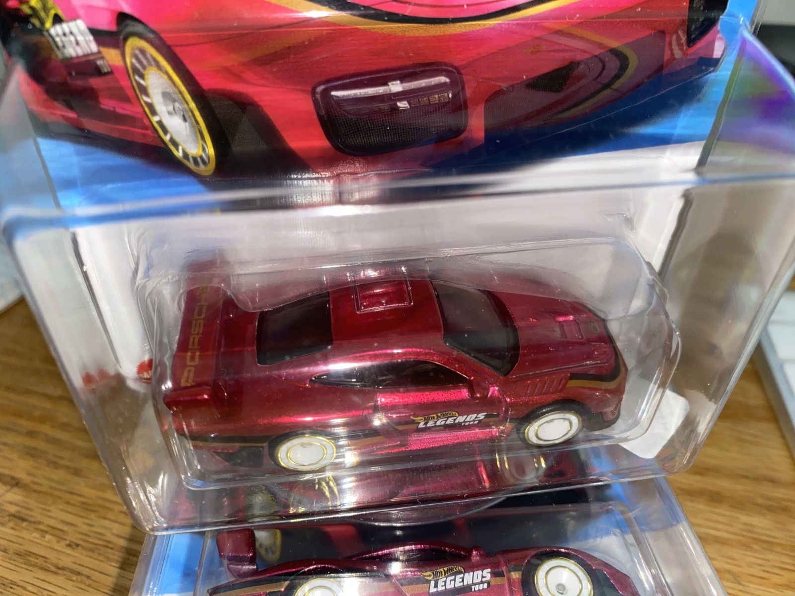 H/WHEELS Legends Tour. SUPER Porsche 935 2025 1:64 Die-cast Car HOT PINK