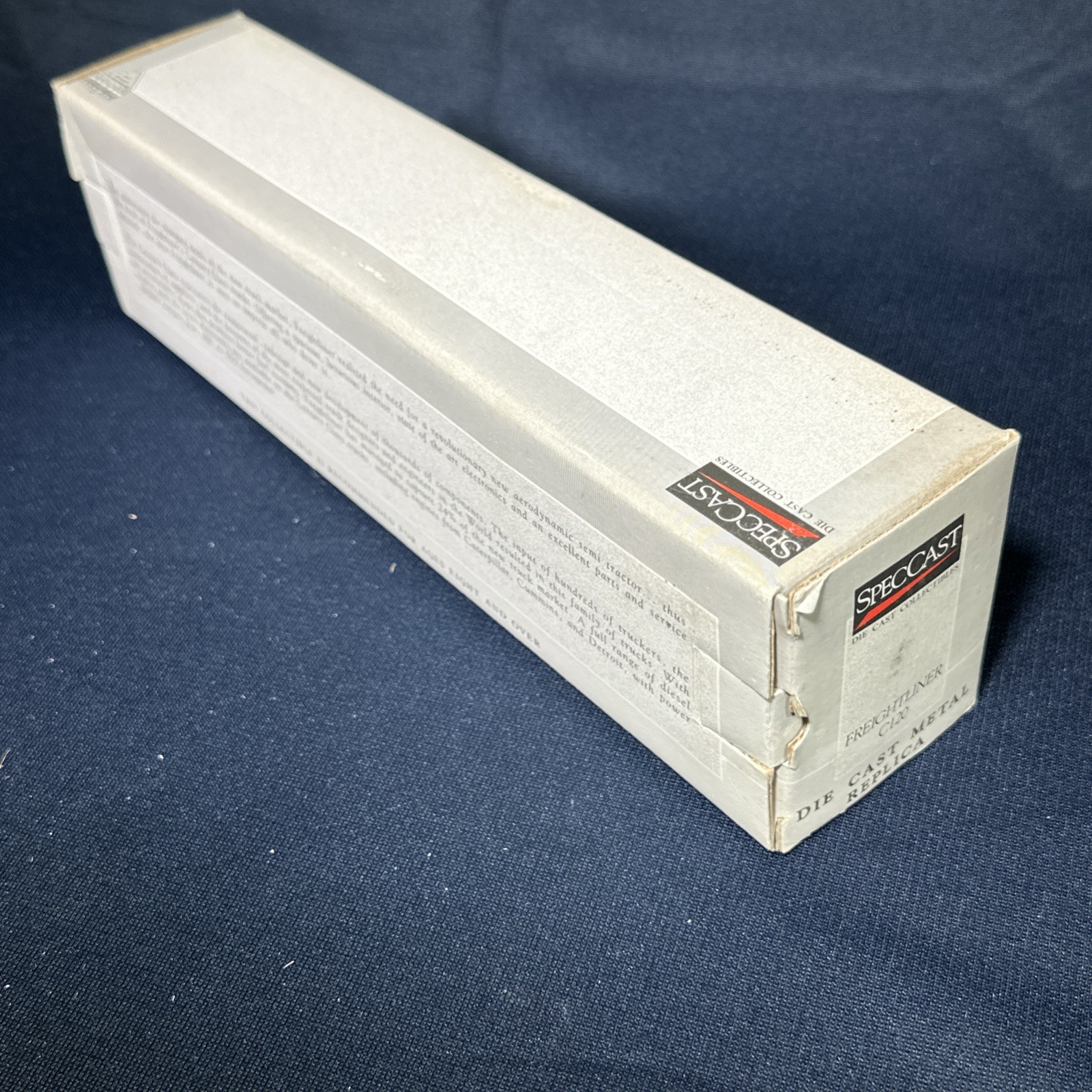 New Idea C120 Freightliner Semi SpecCast 1/64th Scale Limited Edition NIB