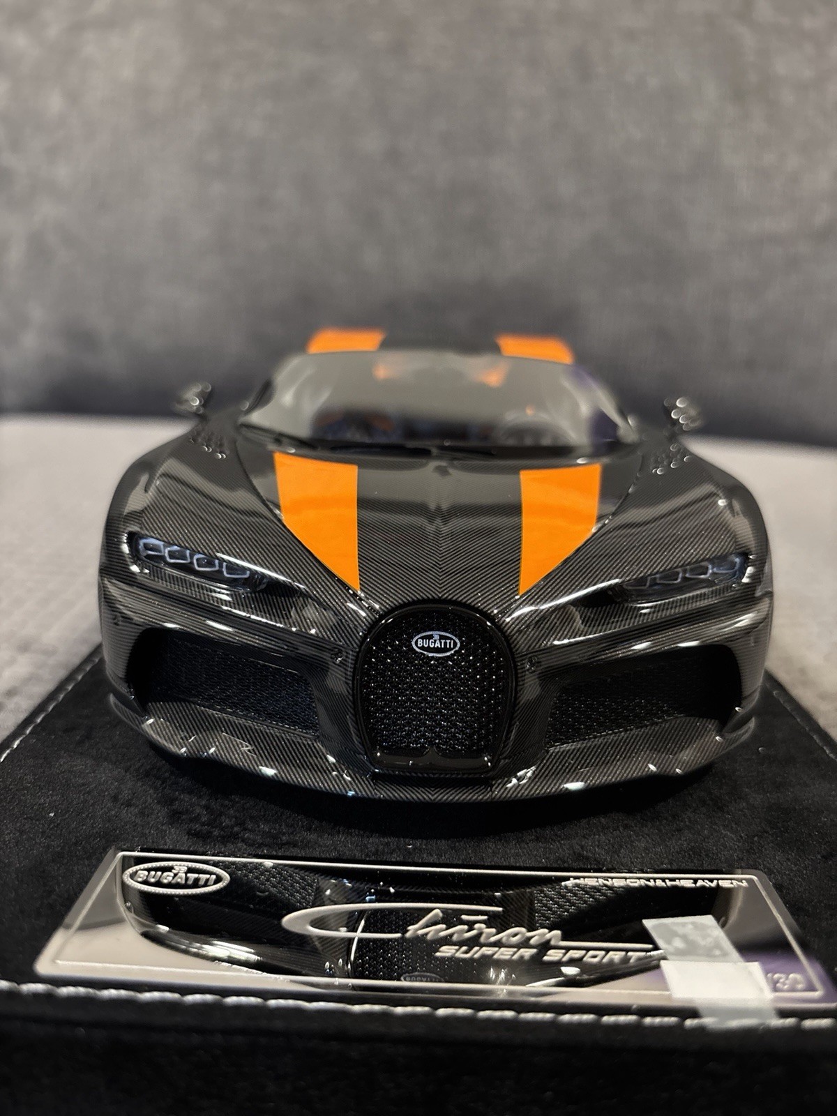 1/18 HH Henson & Heaven Bugatti Chiron SuperSport Carbon/orange High Wing Limite