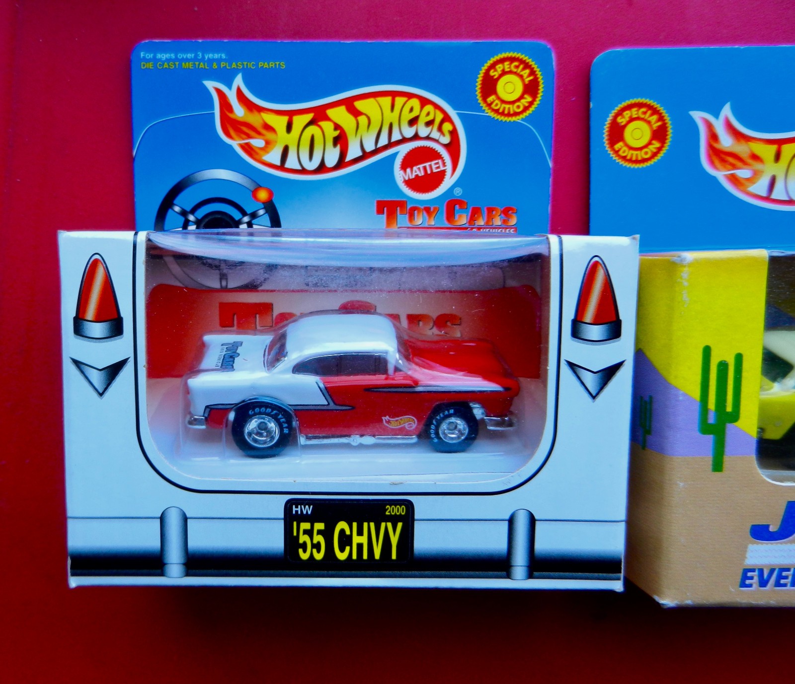 Hot Wheels JC Whitney Yellow ’55 Chevy Nomad & ’55 RED/WHITE BEL-AIR TOY CAR MAG