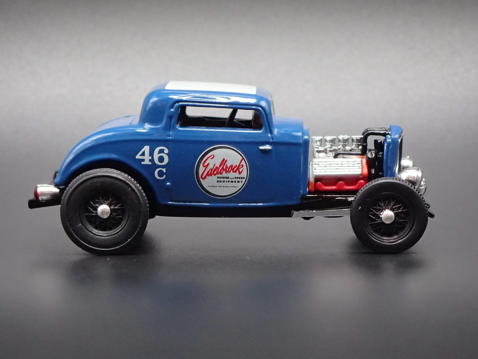 1932 32 FORD THREE WINDOW COUPE HOT ROD EDELBROCK 1:64 SCALE DIECAST MODEL CAR