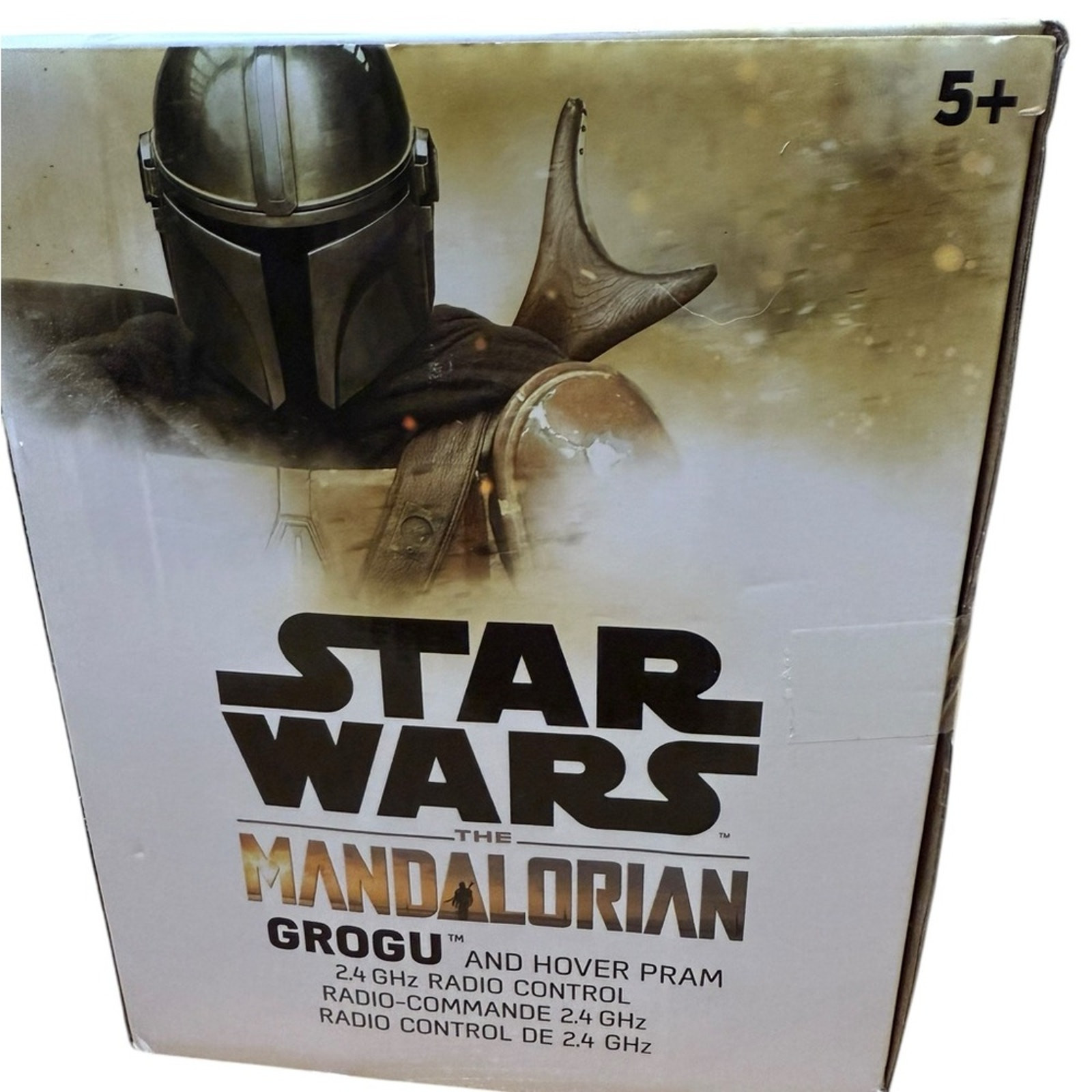 Star Wars – The Mandalorian 9″ Radio Controlled Grogu & Hover Pram