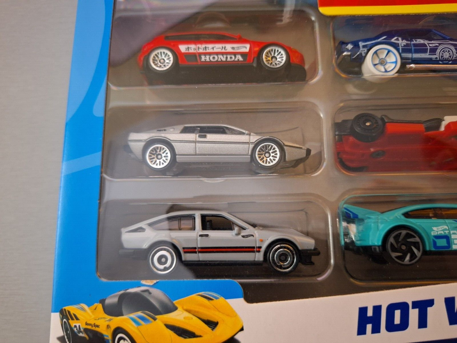 Hot Wheels 8-Pack: Custom ’18 Ford Mustang GT, Honda Civic EG, Mazda RX-7, Lotus
