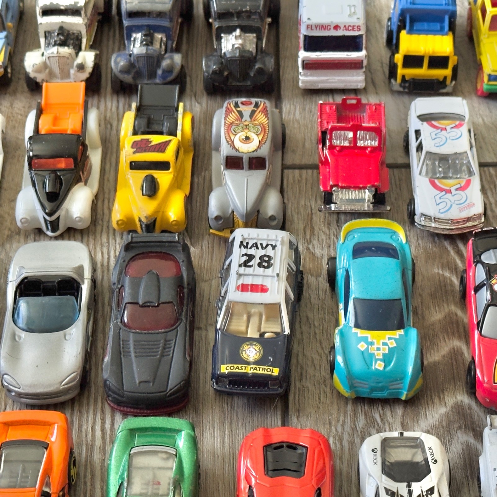 Hot Wheels Matchbox Unbranded Mixed Diecast & Plastic Cars Trucks Lot of 47
