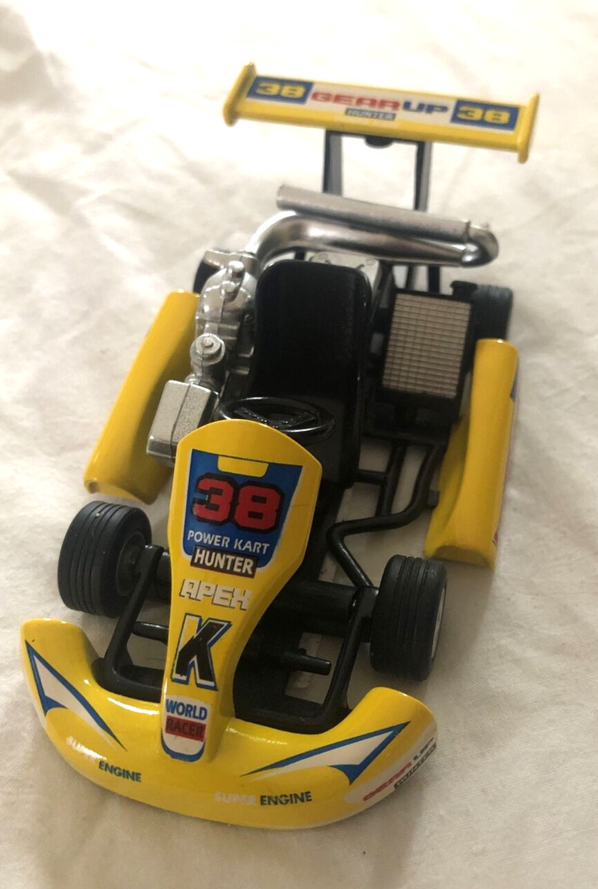 Kintoy Kinsfun Die Cast Pull & Go Friction Toy Go-Kart Racer 5”