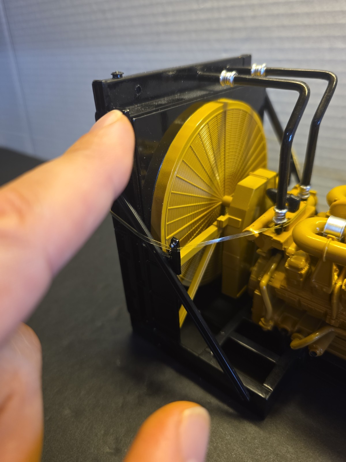 CAT CATERPILLAR 3516B ENGINE GENERATOR 1/25 MODEL BY DIECAST MASTERS