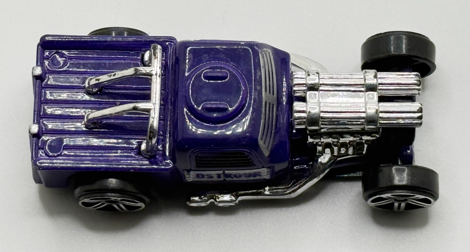Maisto Leadslinger 1:64 Scale LOOSE Purple
