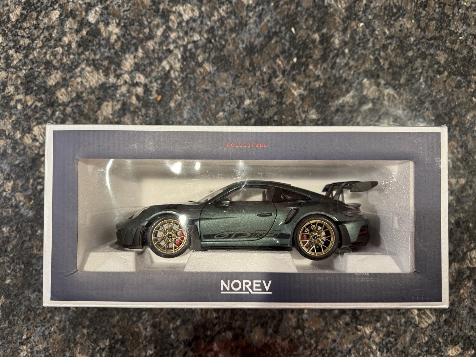 1/18 Norev Porsche 911 (992) GT3 RS 2022 Dark Green Metallic Diecast *Retired*