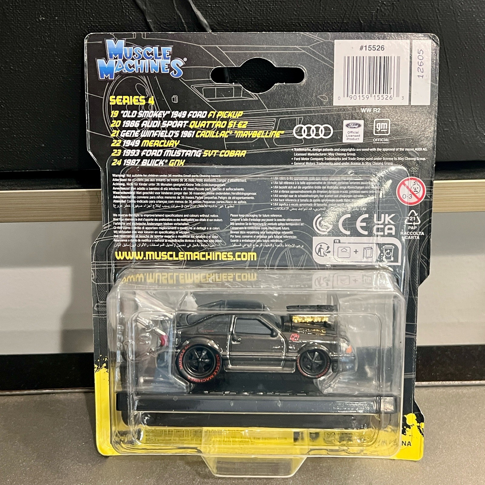 Maisto Muscle Machines Limited Edition CHASE 1972 Chevrolet C10 Pickup Black