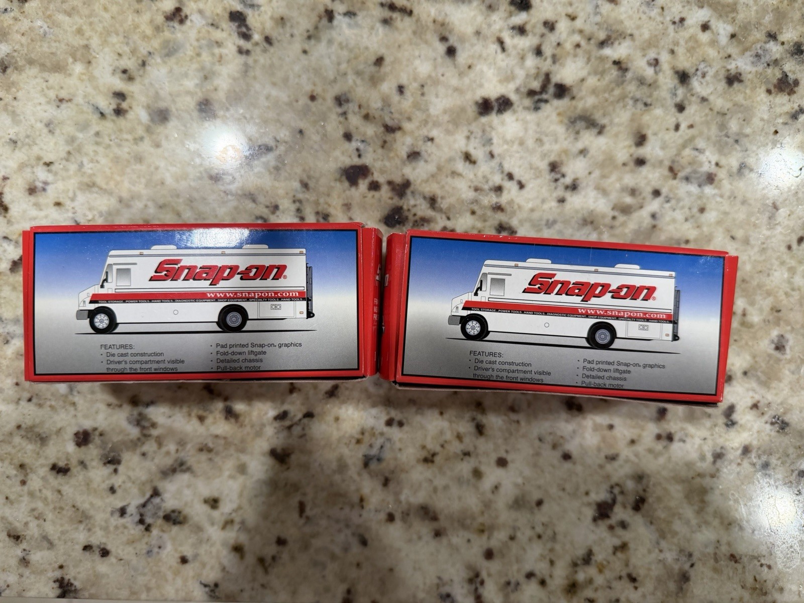 NIB! Snap-On MT-55 Freightliner Step Van Die-Cast Pull-Back (2011) Collectible!
