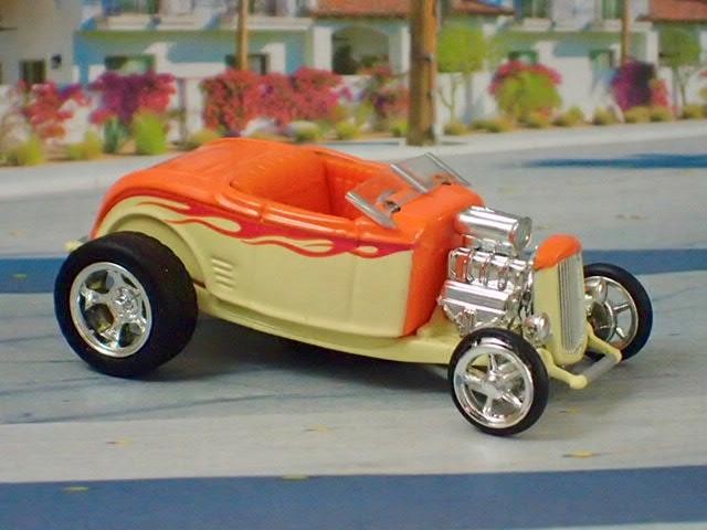 1932 Ford Roadster Hi-Boy Supercharged Flathead V8 Street Rod 1/64 Scale Ltd B