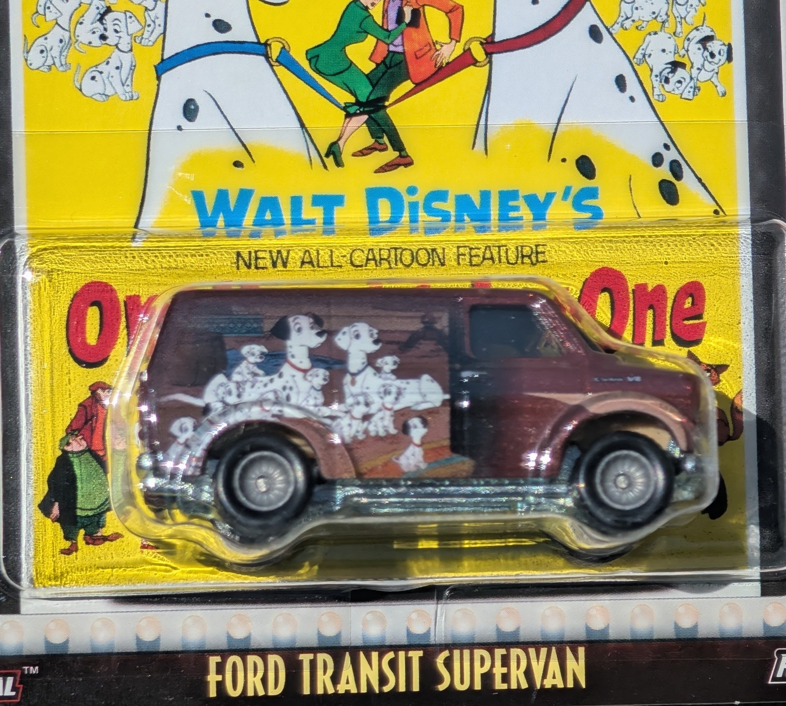 HOT WHEELS Premium Ford Transit Supervan 101 Dalmatians 1:64 HW Brown Van New