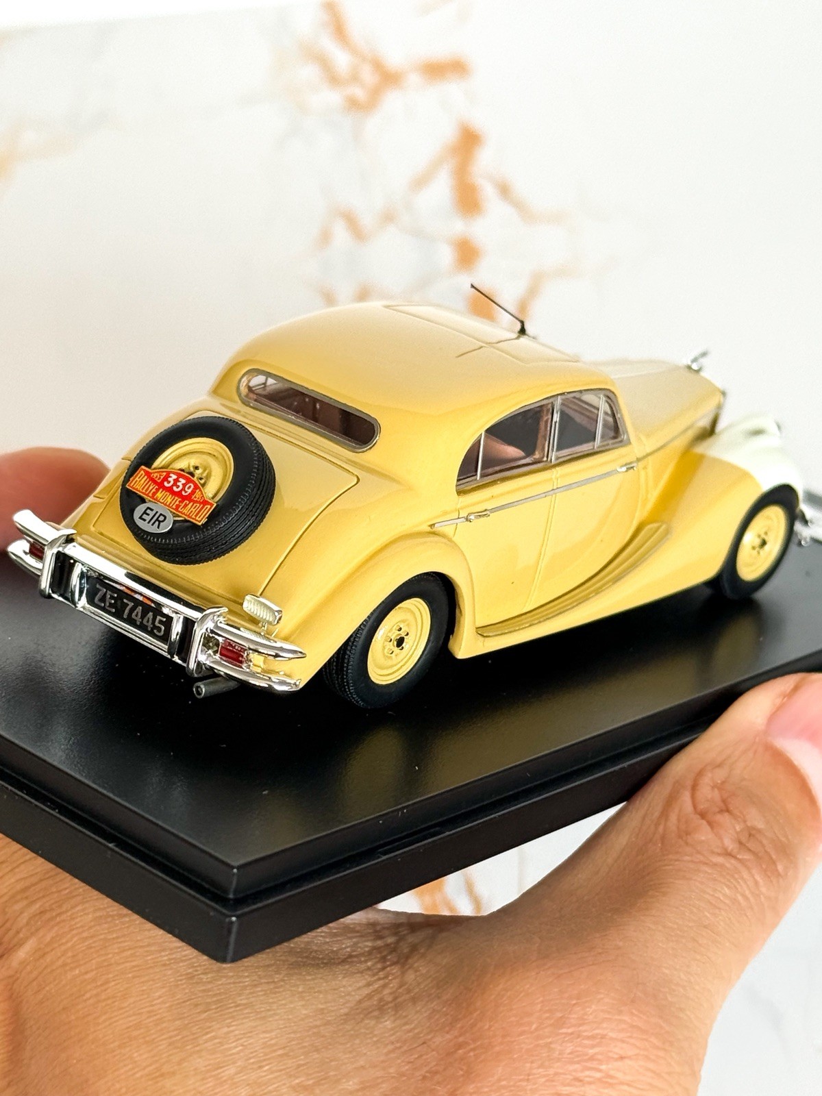 Matrix 1:43 Jaguar MK V #339 1953 Monte Carlo Rally 5th Resin Model MXR41001-043