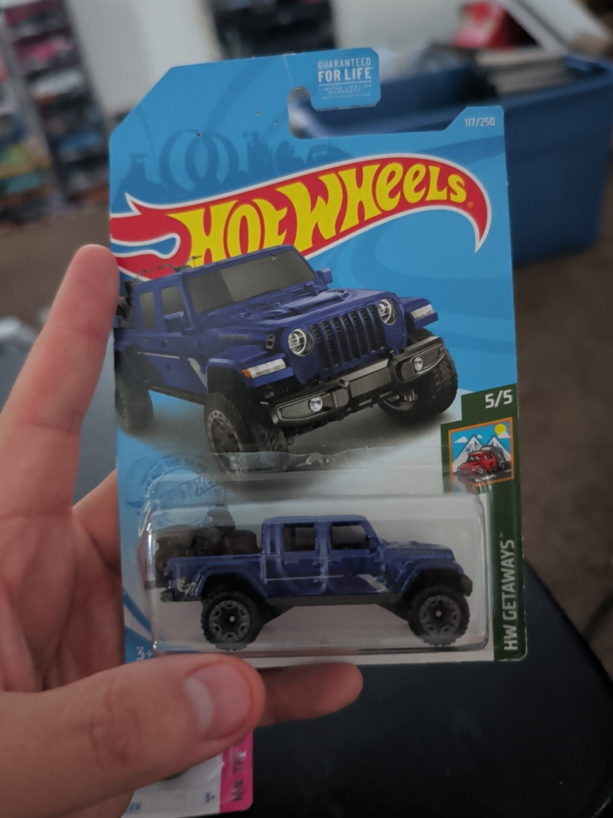 Hot Wheels 1:64 HW: The ’80s 1988 Jeep Wagoneer Black Diecast Unopened